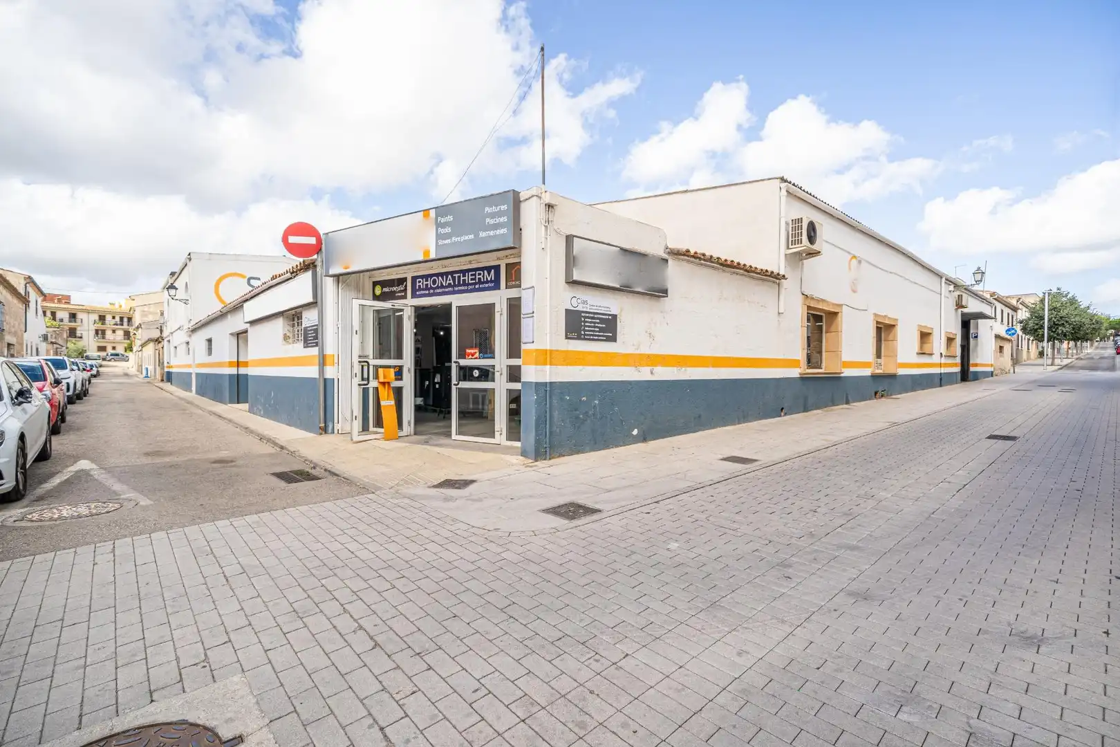 Exterior view of Industrial buildings for sale in Artà