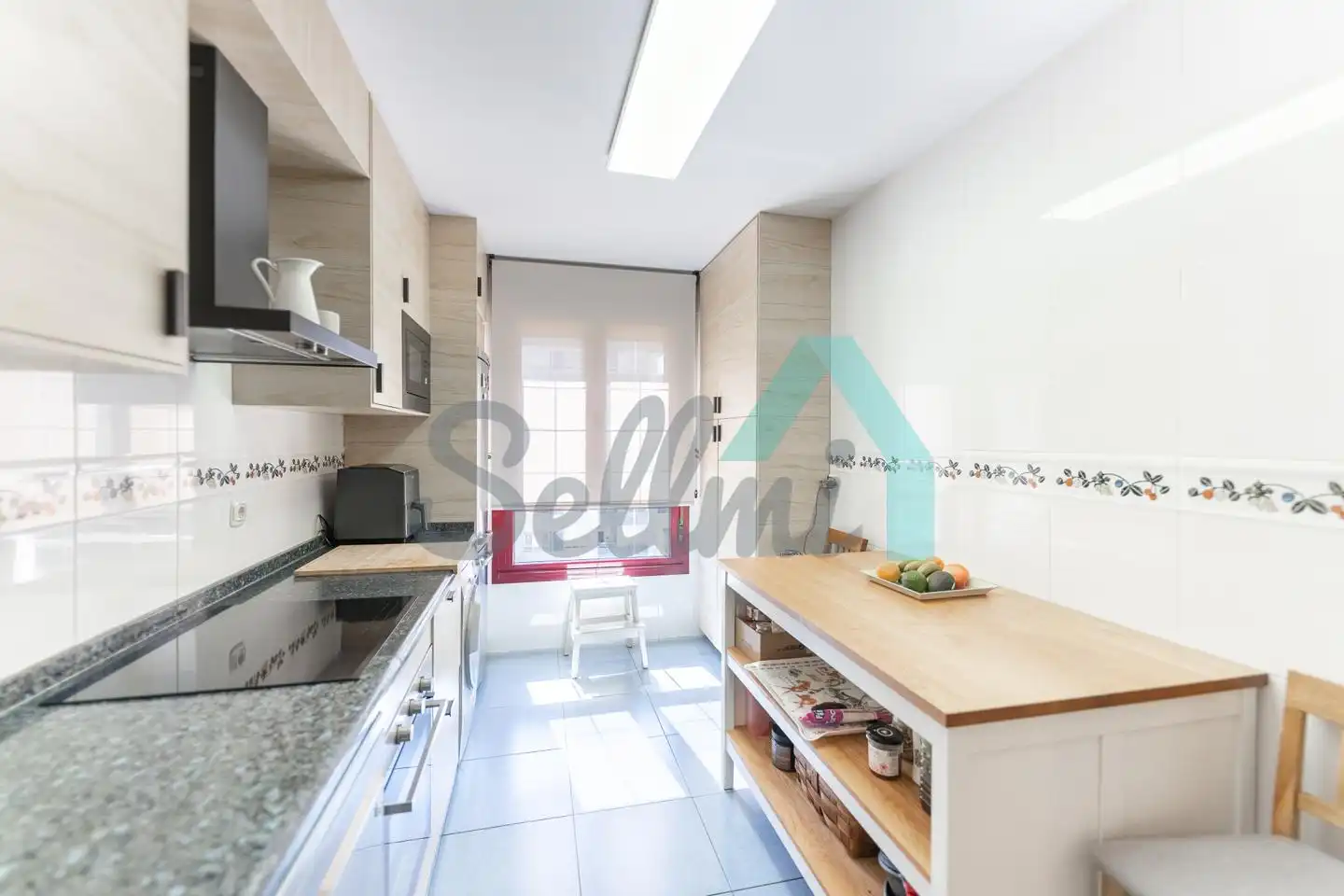 Cocina de Piso en venta en Oviedo  con Calefacción, Parquet y Trastero