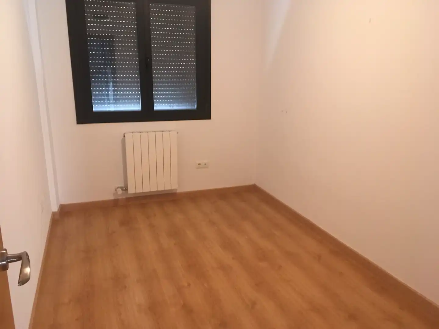 Bedroom of Detached homes for sale in La Muela  with Heating, Private garden and Parquet flooring