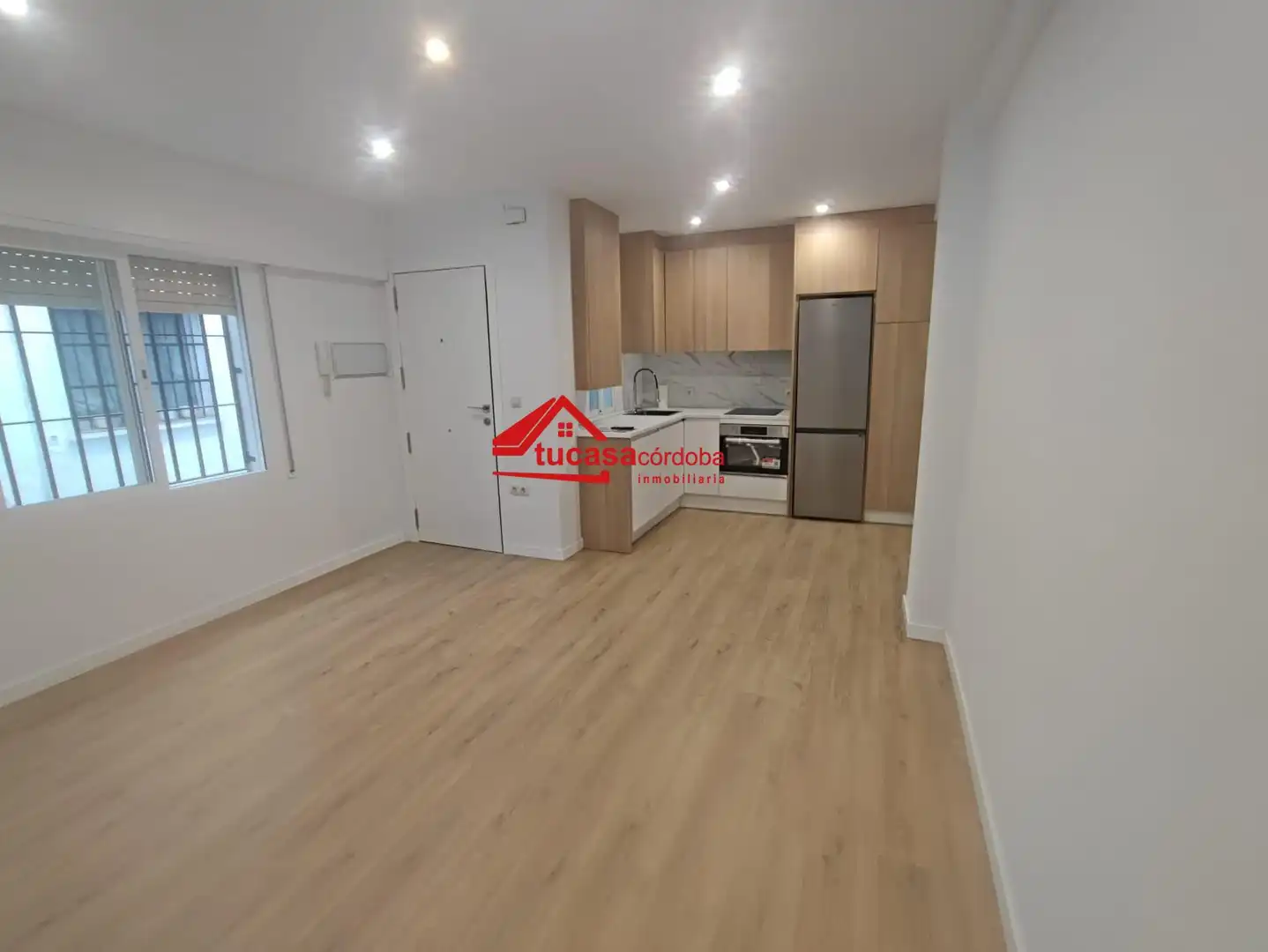 Kitchen of Flat for sale in Córdoba  with Air Conditioner and Parquet flooring