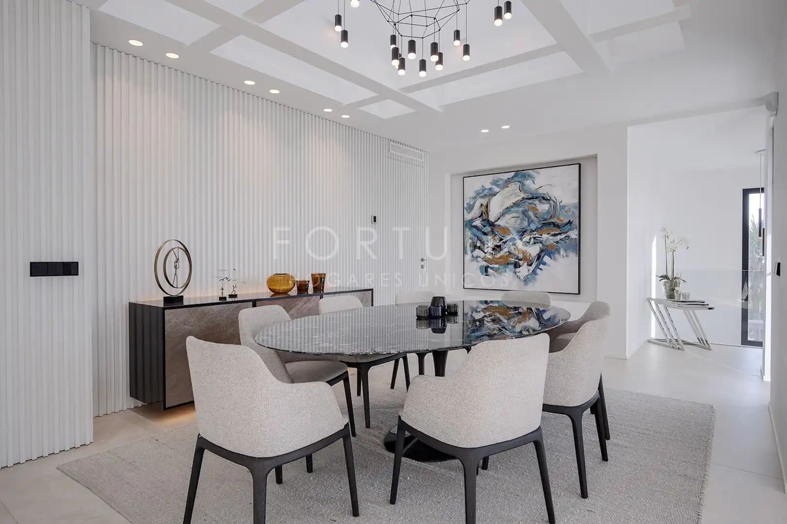 Comedor de Casa o chalet en venta en Marbella con Aire acondicionado, Calefacción y Jardín privado