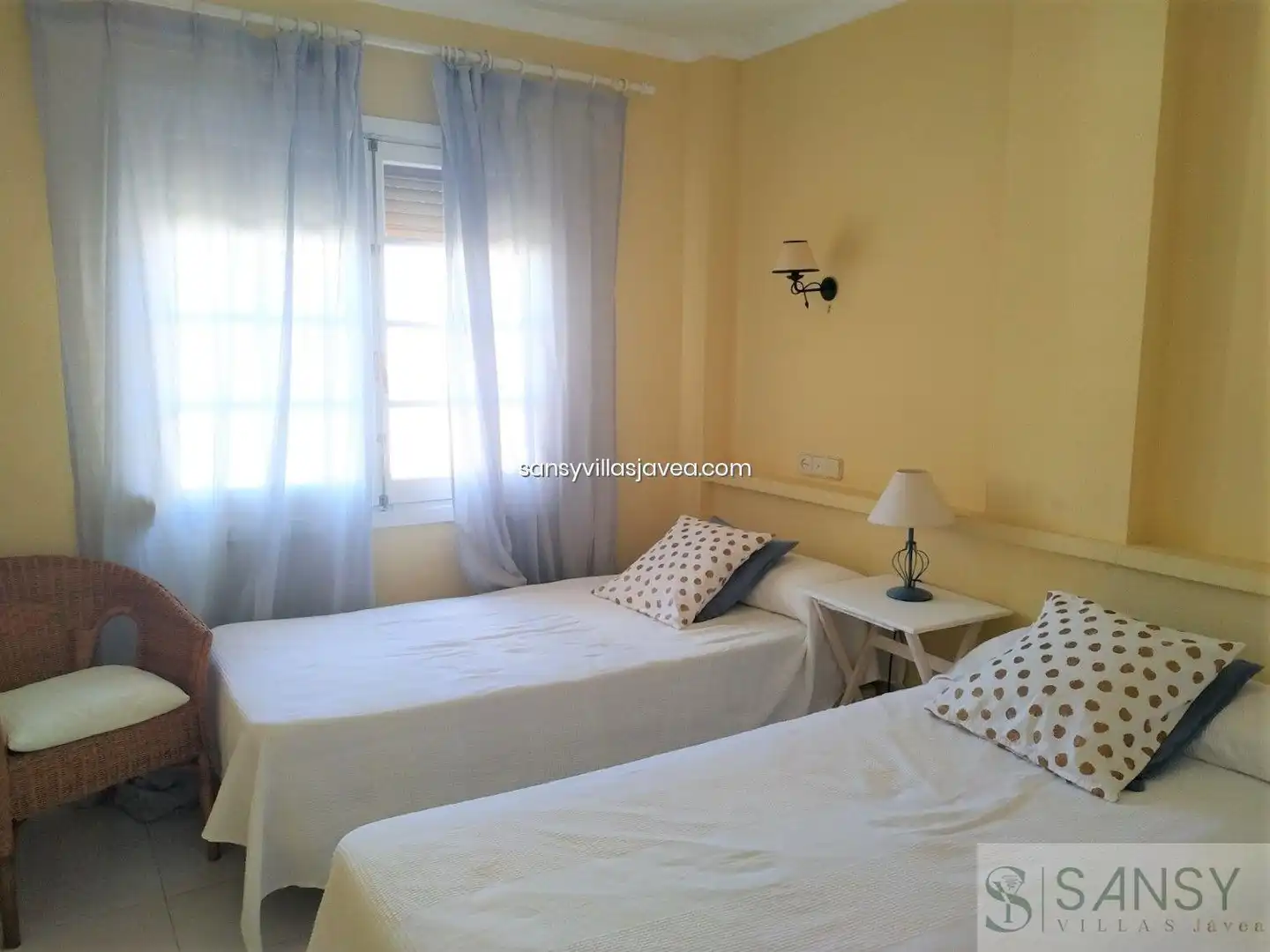 Apartments for rent in Montañar - El Arenal