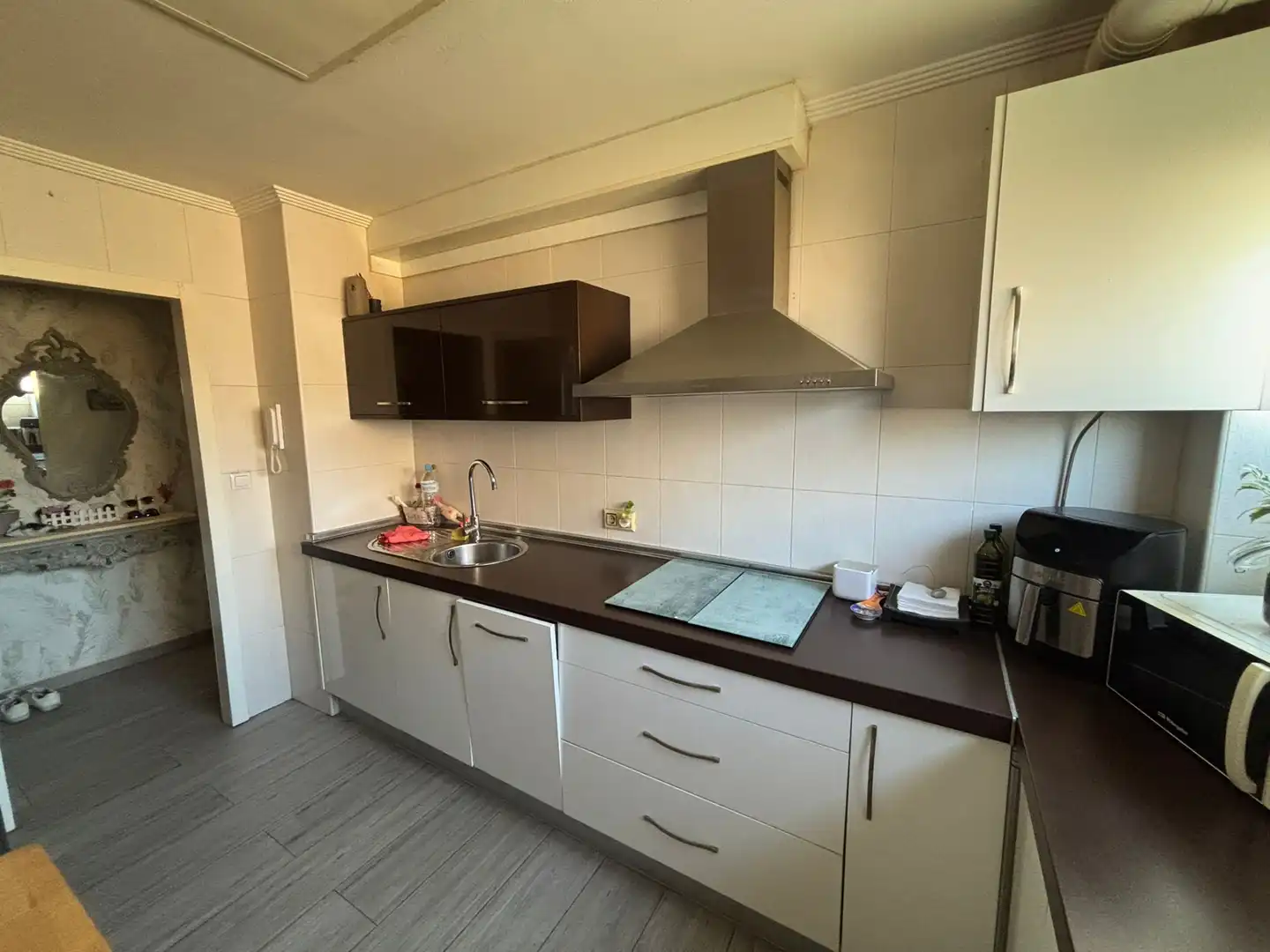 Kitchen of Flat for sale in Sevilla  with Air Conditioner