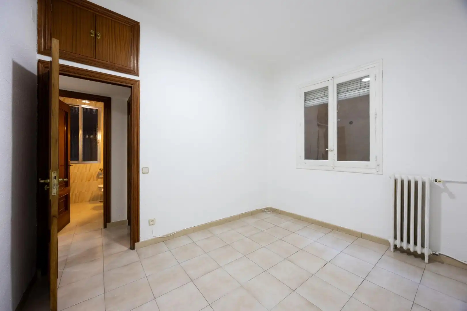 Bedroom of Flat for sale in Madrid  with Parquet flooring
