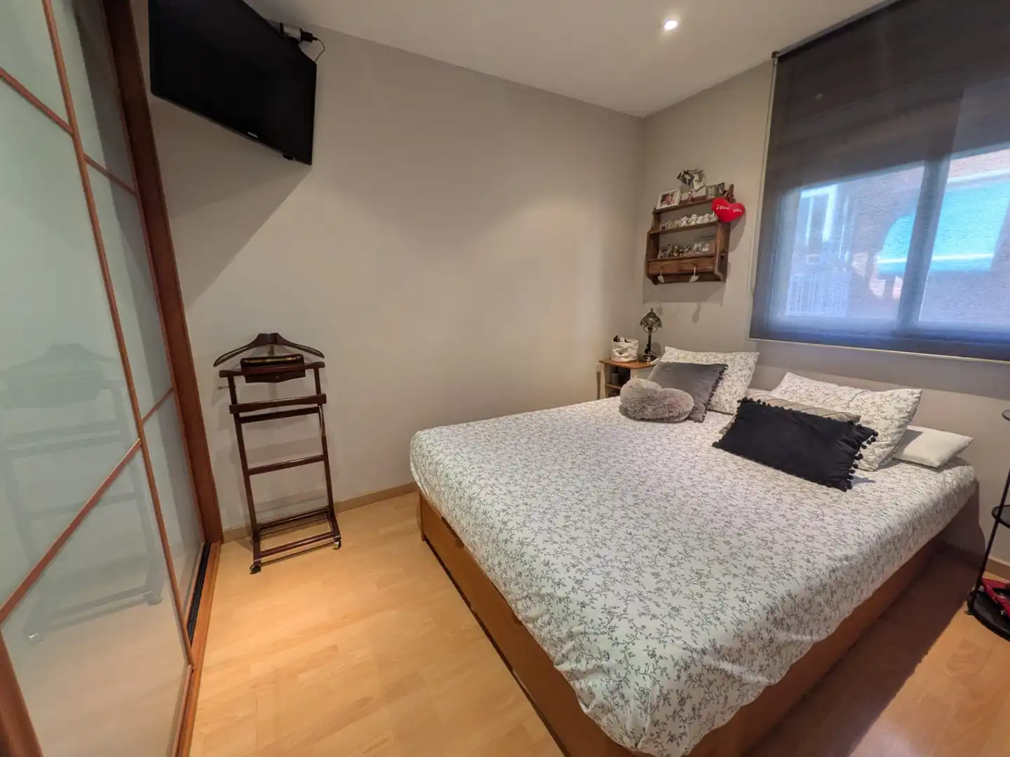 Schlafzimmer von Wohnung zum Verkauf in Sant Joan Despí mit Klimaanlage, Heizung und Parkett