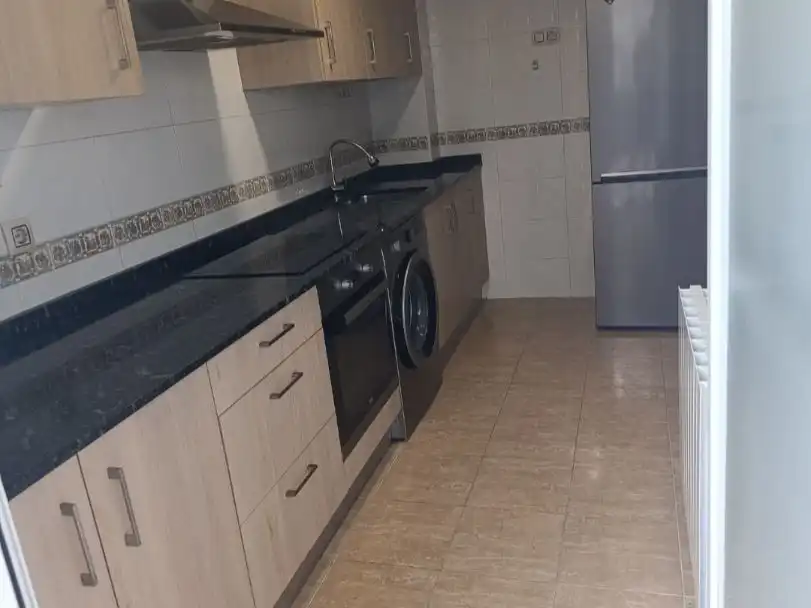 Cuina de Pis en venda en San Cristóbal de la Cuesta amb Balcó