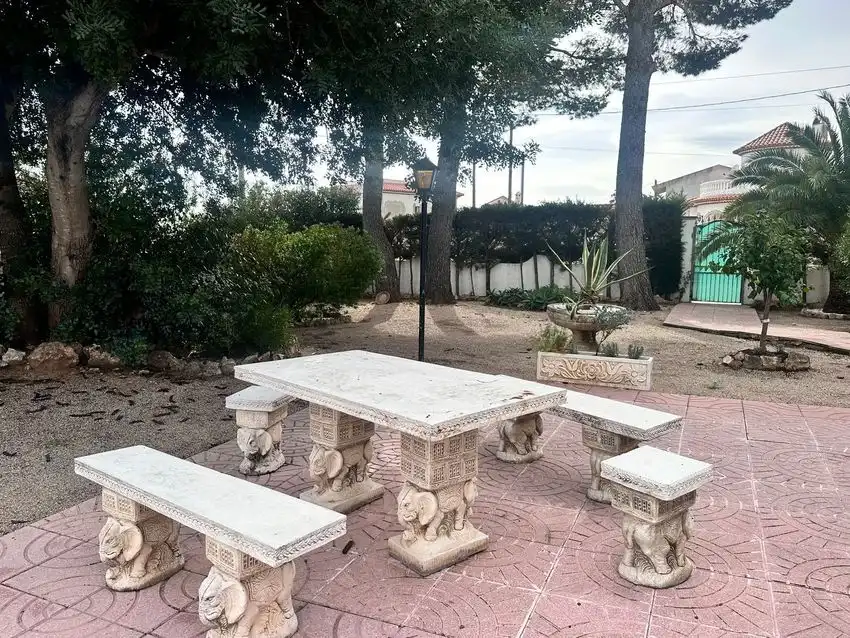 Terrassa de Casa o xalet en venda en Mont-roig del Camp amb Traster i Piscina