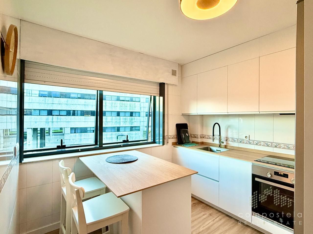 Kitchen of Flat to rent in Santiago de Compostela   with Heating, Parquet flooring and Storage room