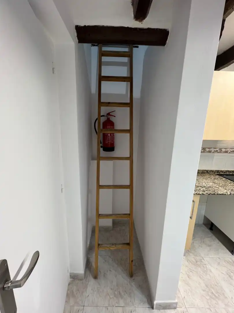 Attic for rent in Carrer de Sant Antoni, Centre
