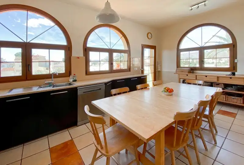 Cocina de Casa o chalet en venta en Empuriabrava con Aire acondicionado, Calefacción y Terraza