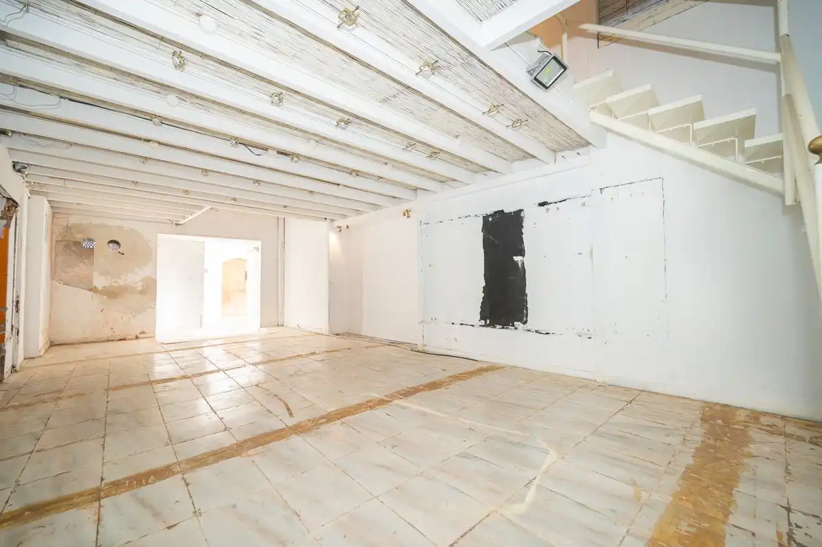 Local comercial en venta en Carrer Enmig, imagen 6