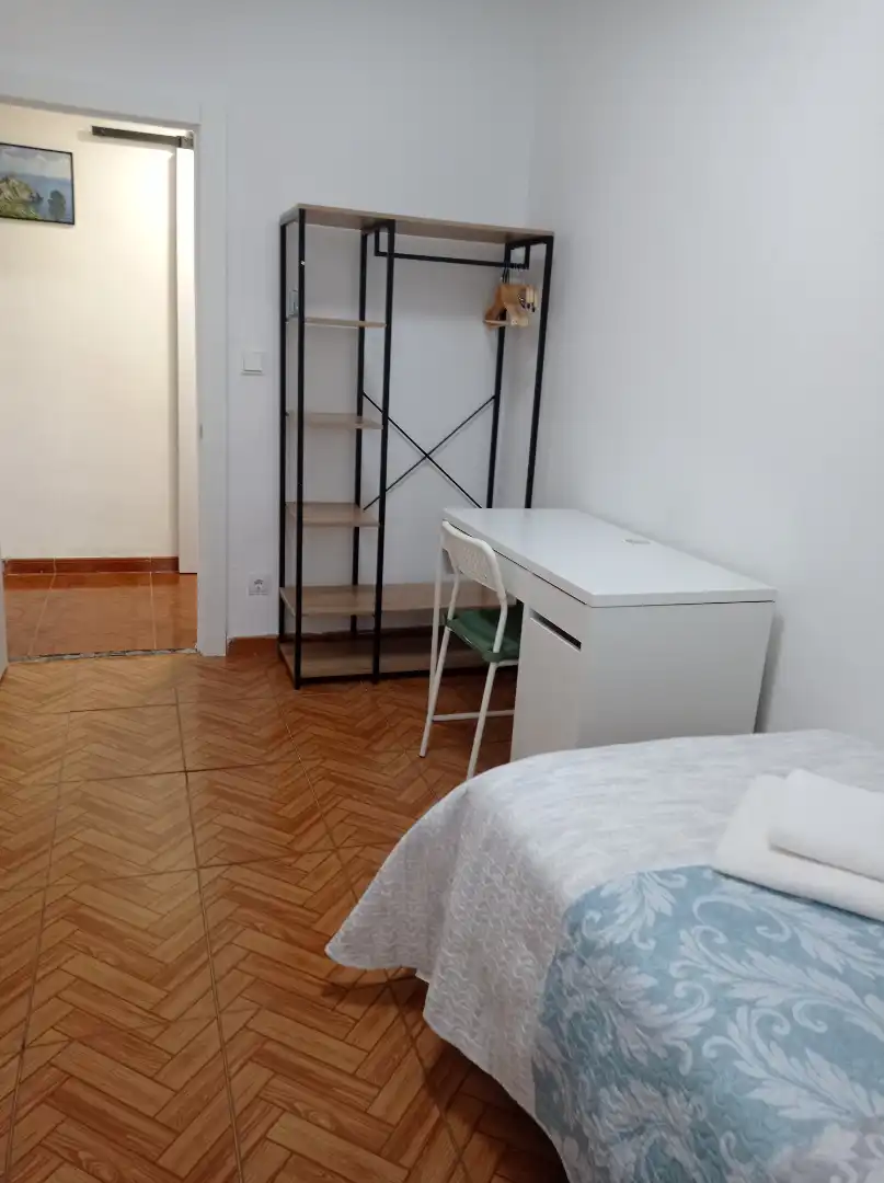 Bedroom of Flat for sale in Bilbao   with Heating, Furnished and Oven