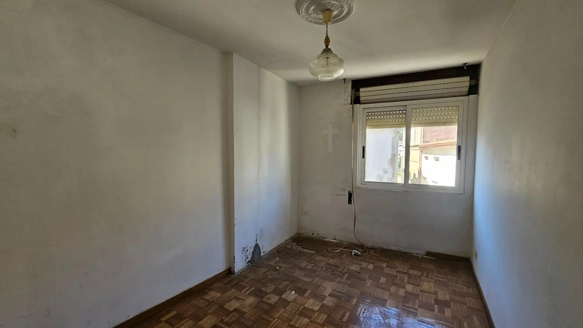 Bedroom of Buildings for sale in Cee