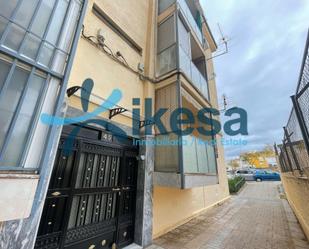 Vista exterior de Pis en venda en Linares