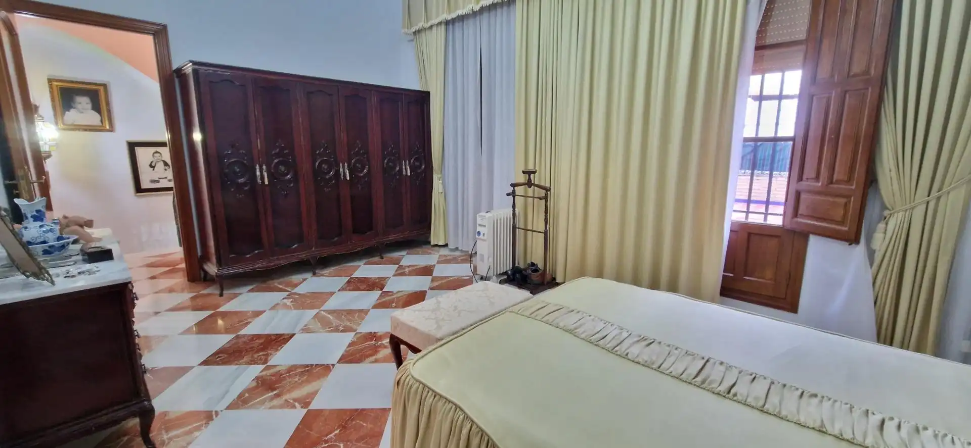 Habitación de Casa o chalet en venta en Fernán-Núñez con Jardín privado, Terraza y Trastero
