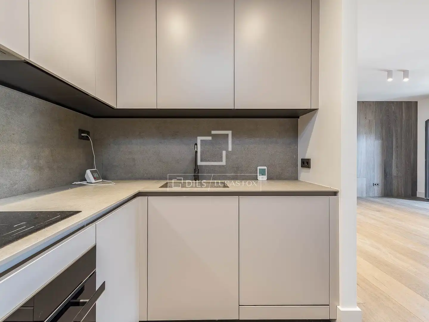 Cocina de Piso en venta en Barcelona con Aire acondicionado, Calefacción y Terraza