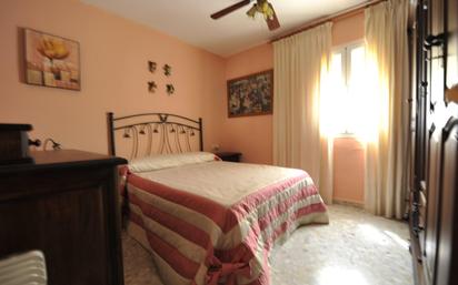 Bedroom of Flat for sale in San Roque