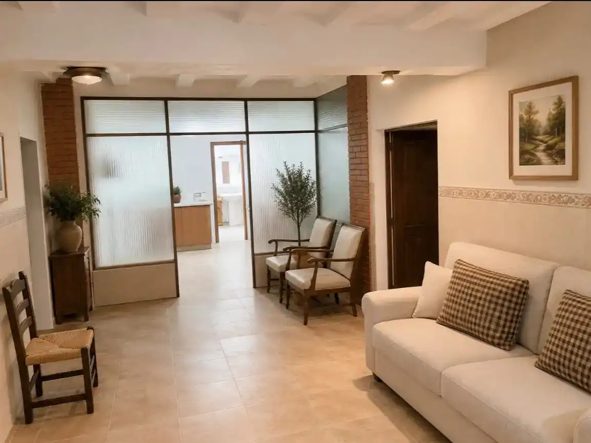 Sala d'estar de Casa adosada en venda en Alpuente amb Balcó