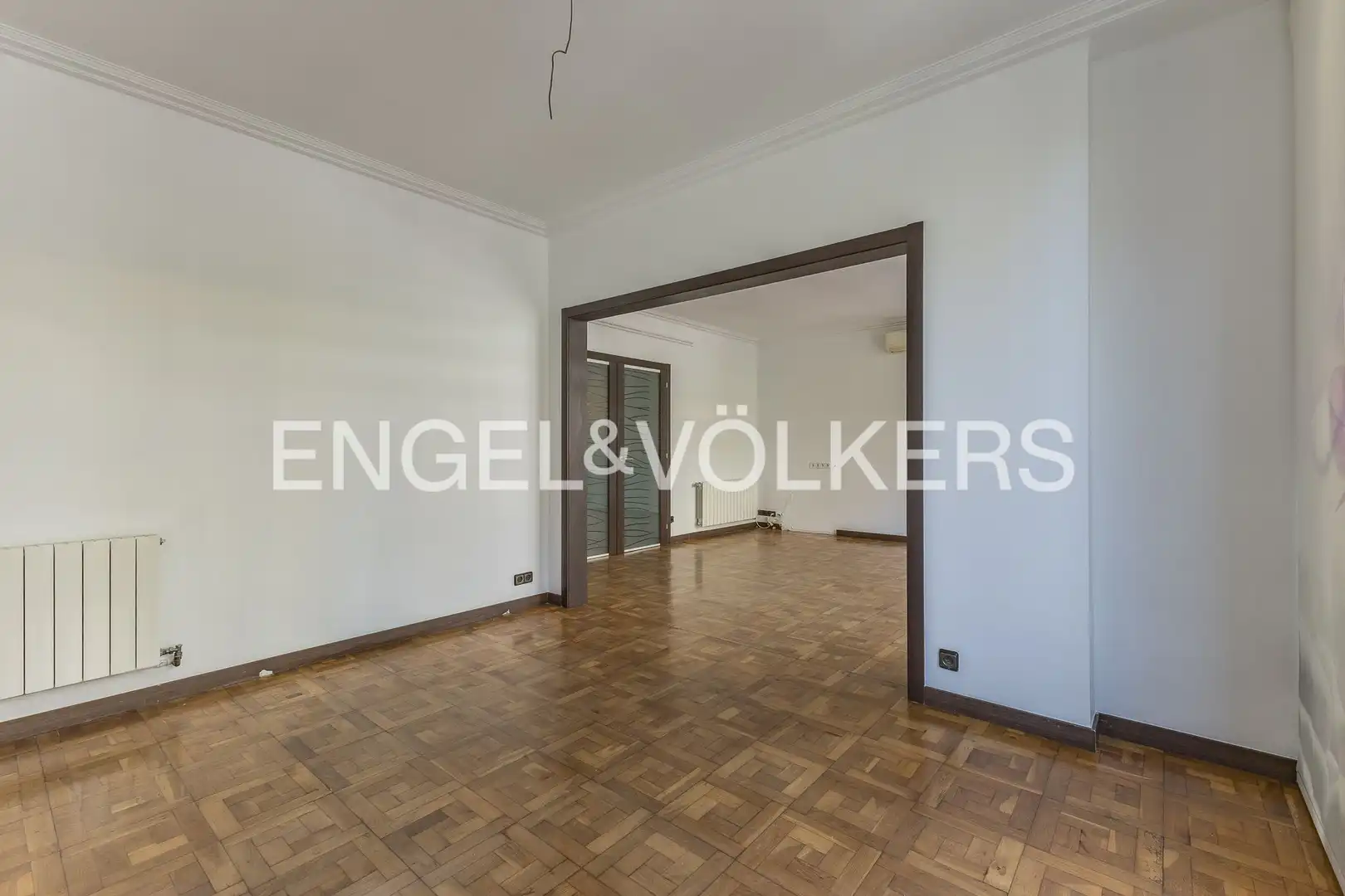 Living room of Flat for rent in Barcelona  with Air Conditioner, Heating and Parquet flooring
