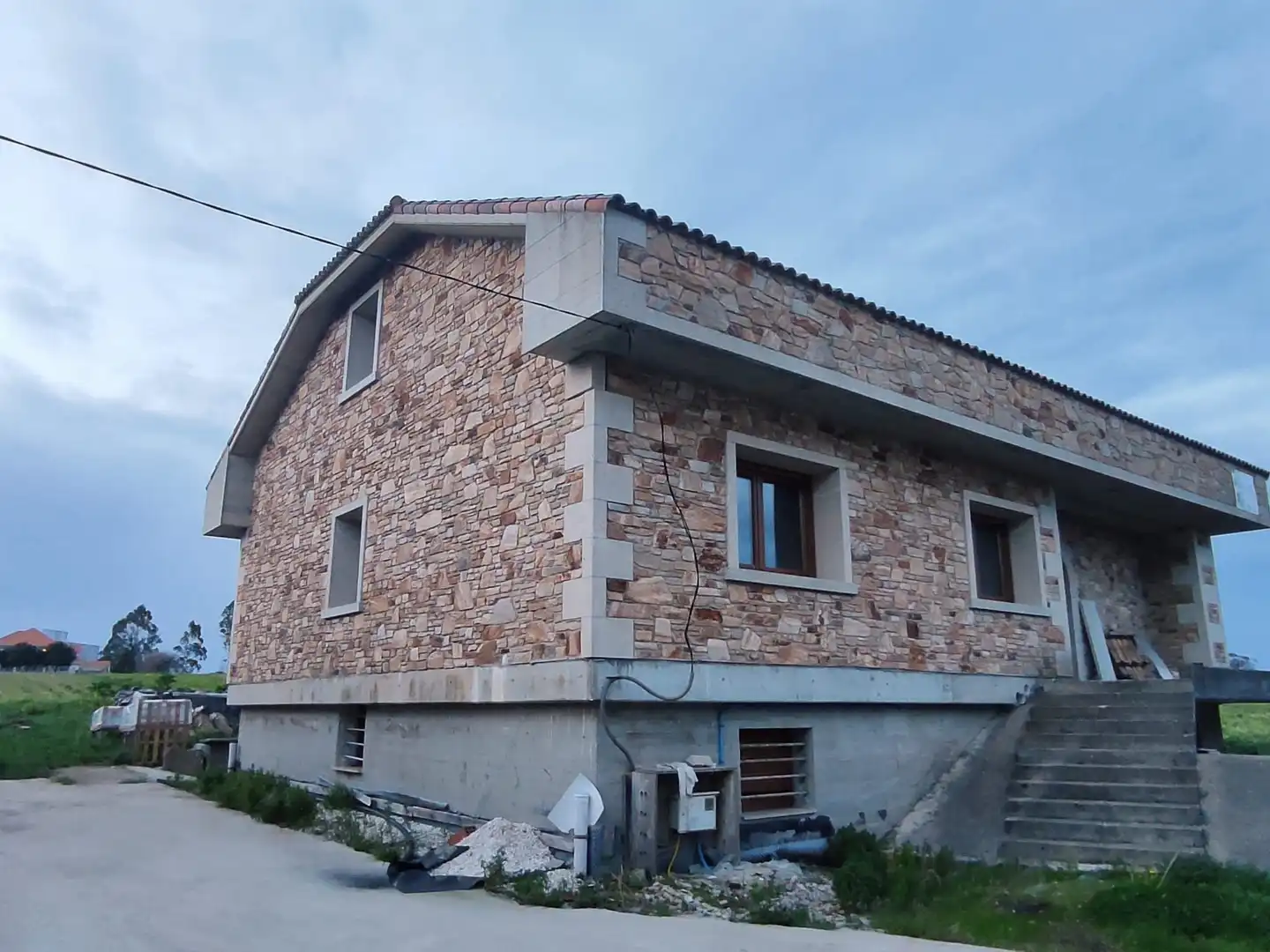 Casa amb jardí en venda a Coristanco