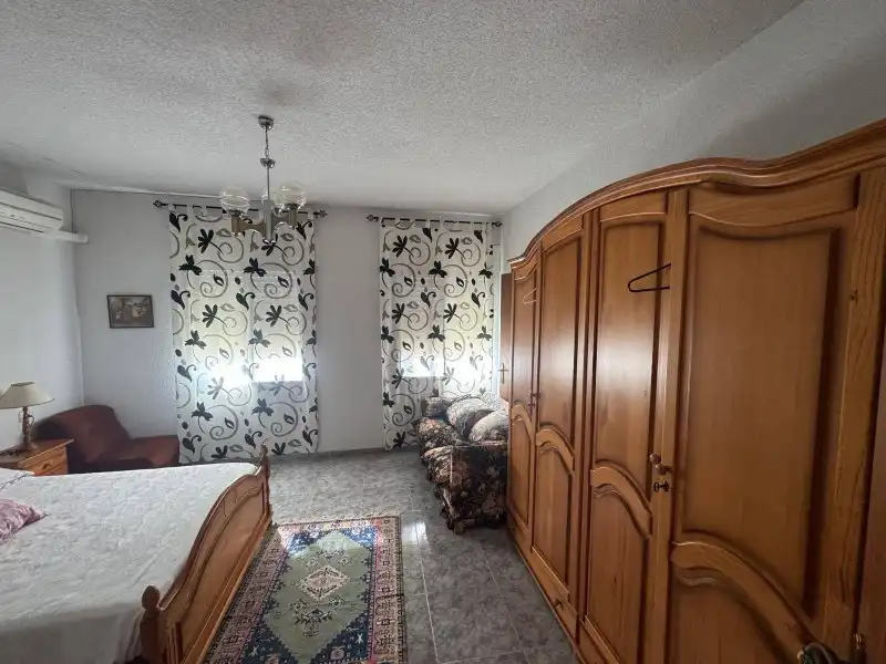 Chalet con jardín en venta en Garrovillas de Alconétar, imagen 5