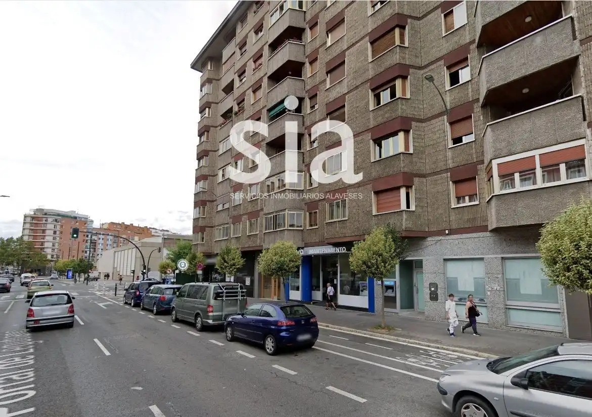 Local comercial de lloguer a Portal de Villarreal, imagen 3