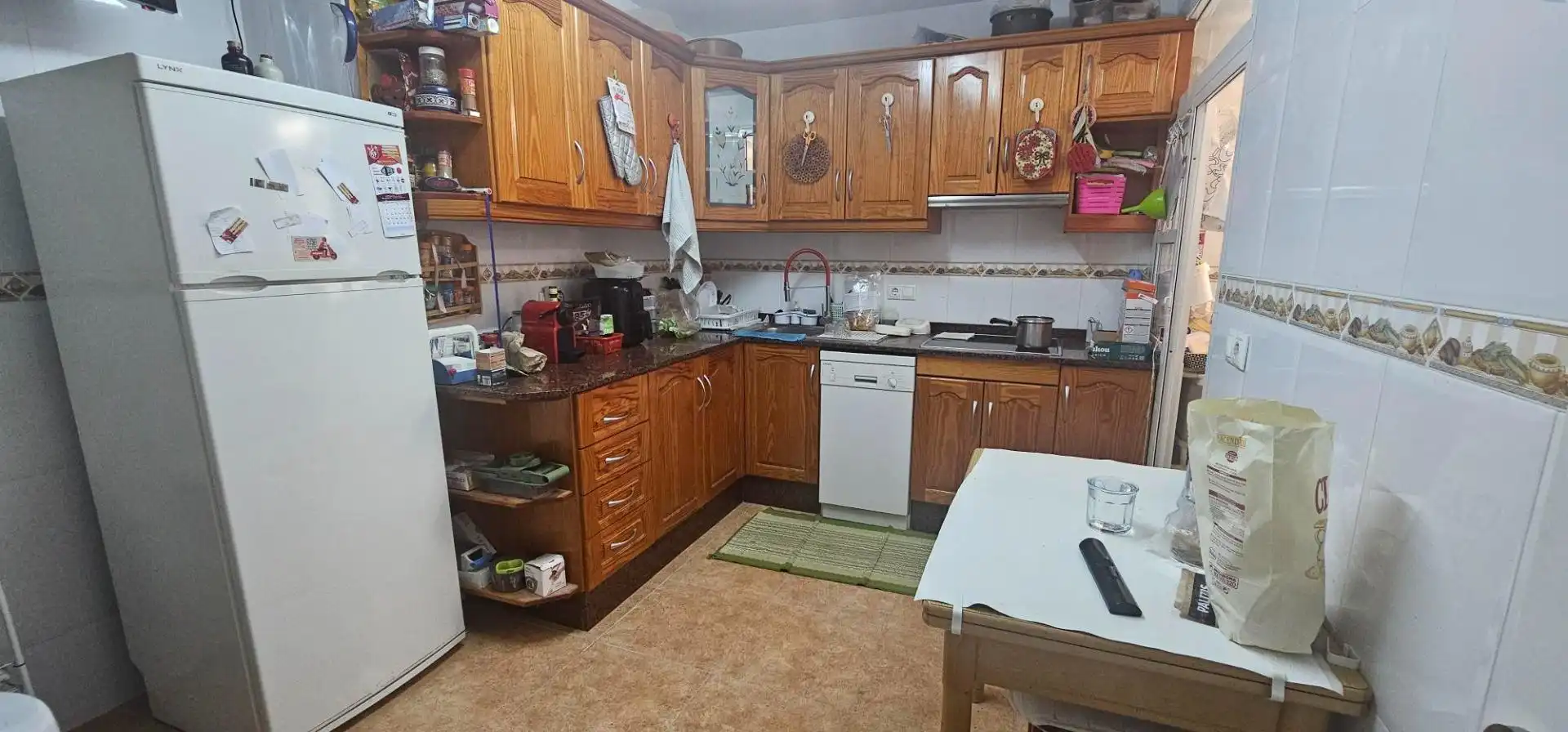 Cuina de Apartament en venda en Guardamar del Segura amb Aire condicionat i Moblat