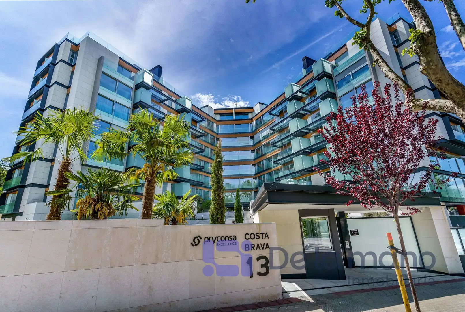 Apartments for rent in Calle de la Costa Brava, 13, Mirasierra