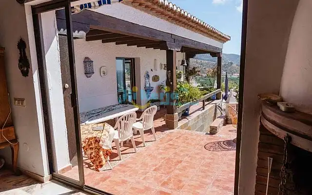 Xalet amb piscina en venda a La Herradura, imagen 9