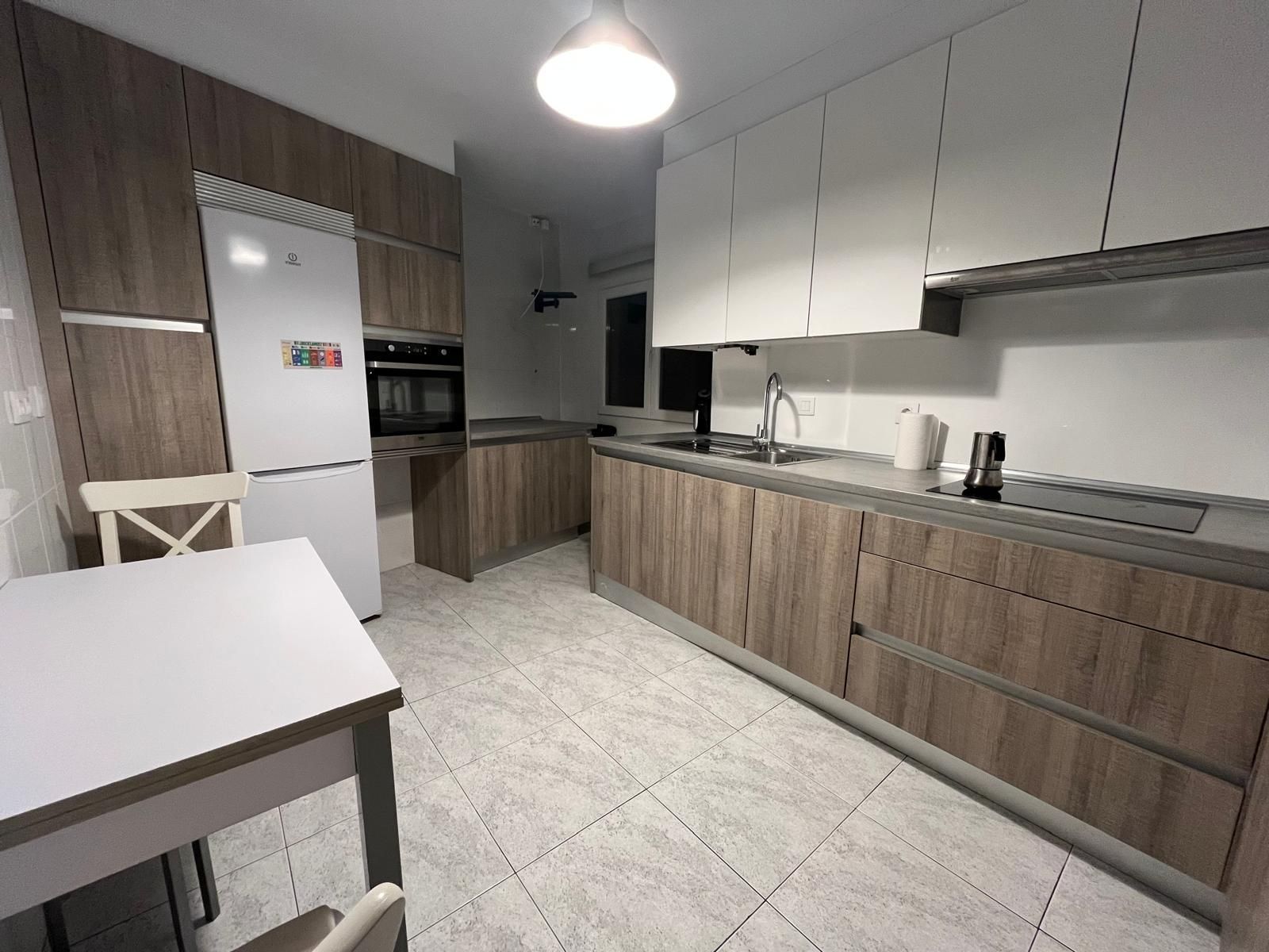 Cuina de Pis en venda en Arteixo amb Calefacció i Traster