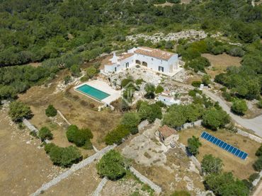 Maison rustique avec piscine à vendre à Alaior poble