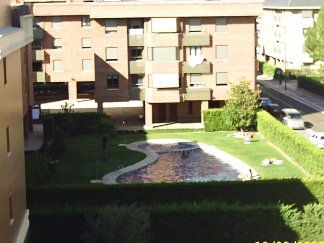 Jardín de Ático para compartir en Valladolid con Aire acondicionado, Calefacción y Jardín privado