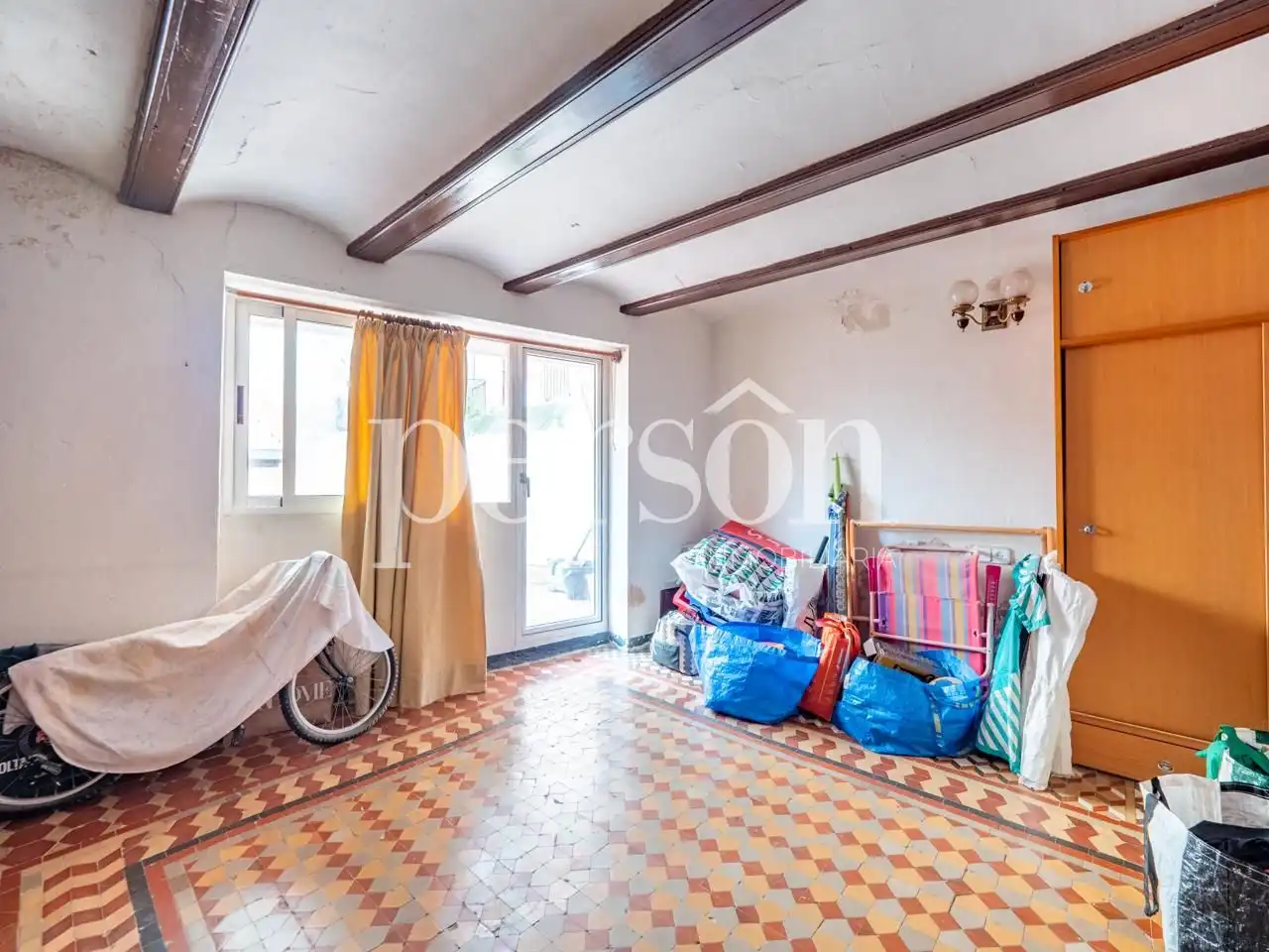 Habitación de Planta baja en venta en Valencia con Terraza