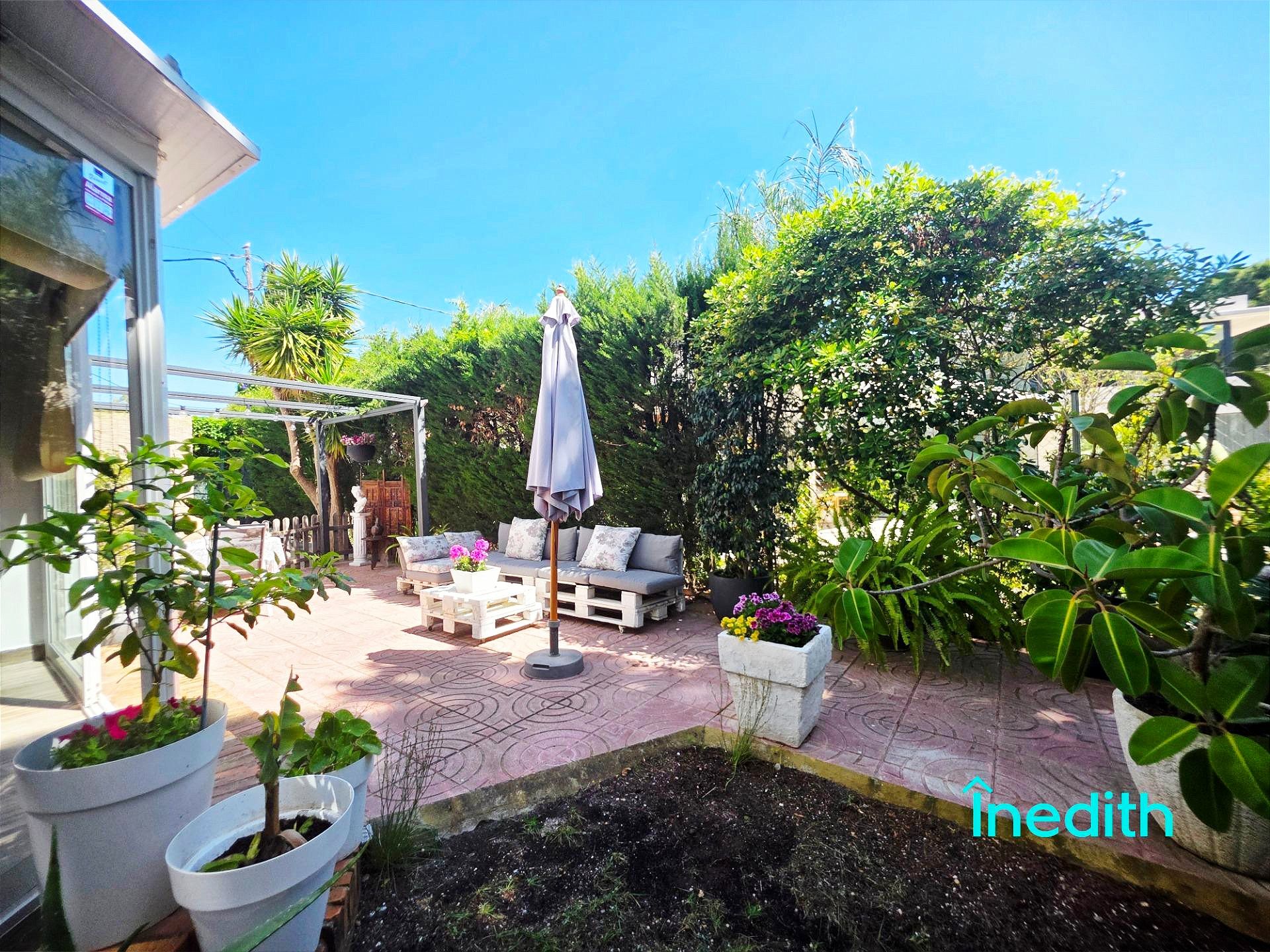 Flat for sale in Carrer FREDERIC MONTORNES PINO, Can Girona - Terramar - Vinyet