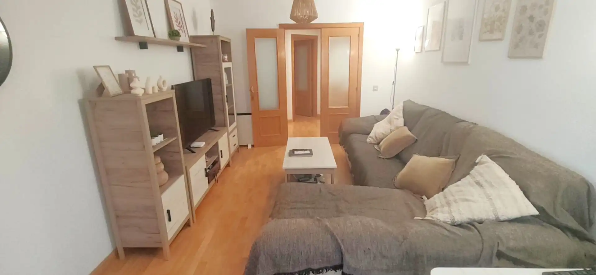 Living room of Flat for sale in Móstoles  with Air Conditioner, Heating and Parquet flooring