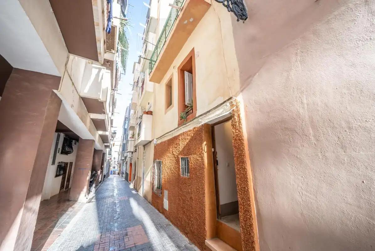 Vista exterior de Planta baja en venta en Benidorm con Aire acondicionado, Calefacción y Terraza