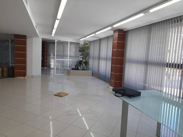 Oficina en Venta en Calle Alboraya en Barrio de Benimaclet