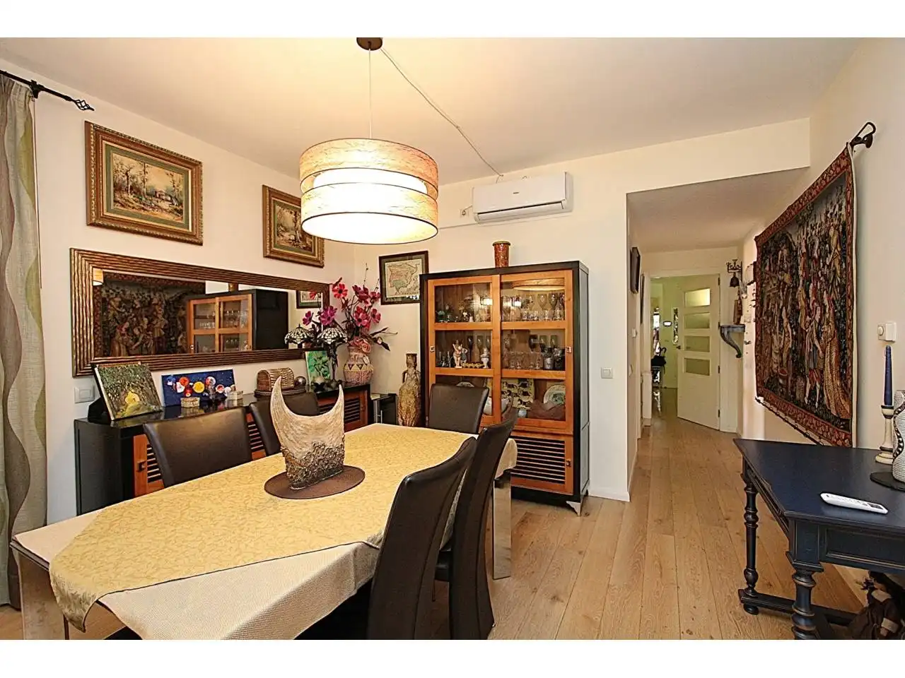 Esszimmer von Wohnung zum Verkauf in Lloret de Mar mit Klimaanlage, Heizung und Privatgarten