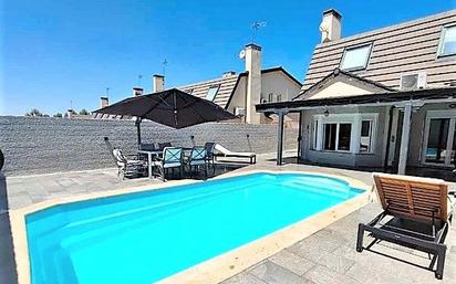 Swimming pool of House or chalet for sale in Illescas  with Air Conditioner and Swimming Pool