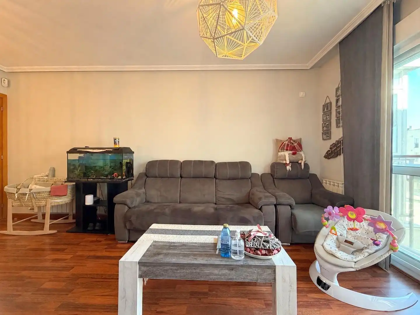 Sala de estar de Piso en venta en Ávila con Calefacción, Trastero y Amueblado