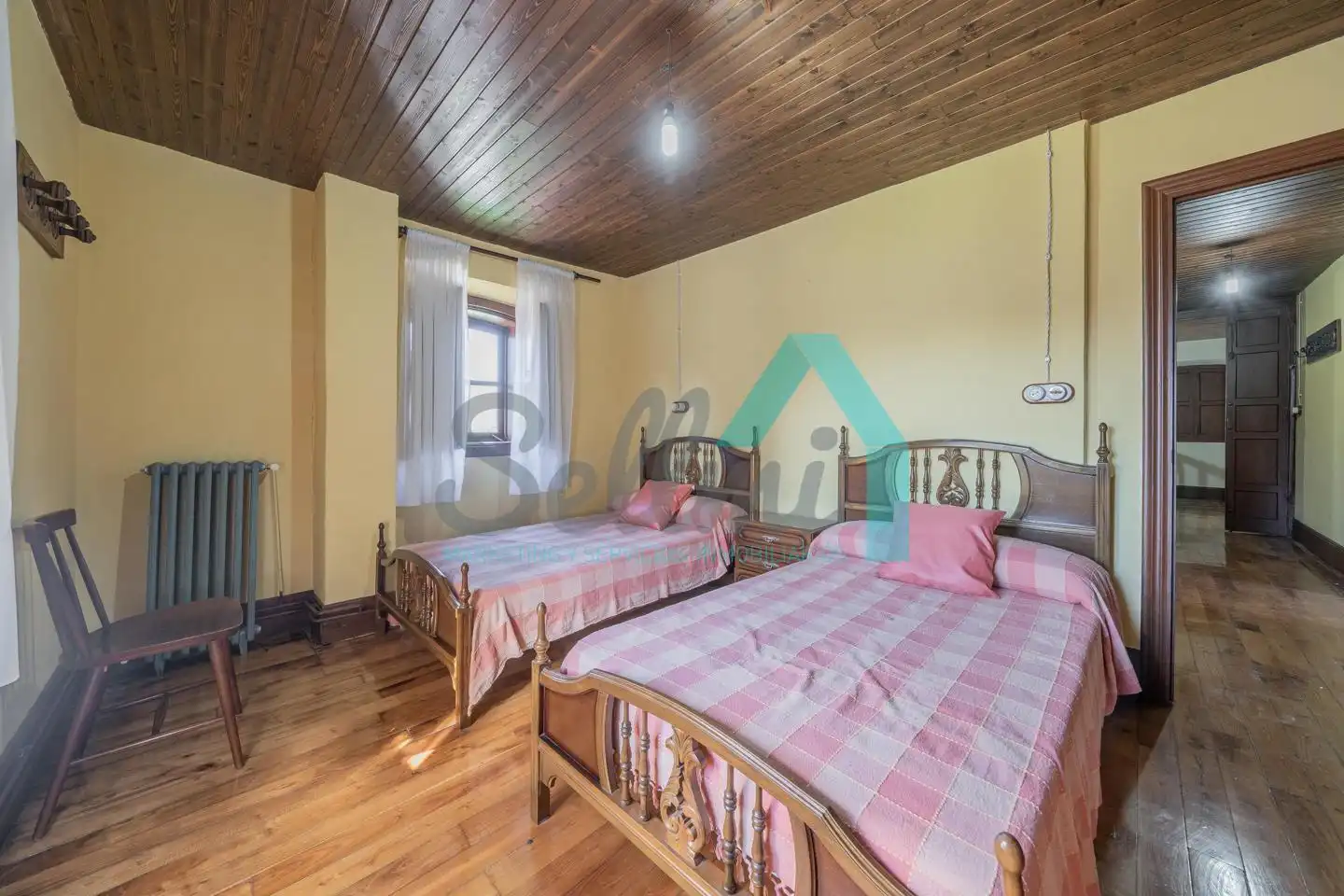 Bedroom of Houses for sale in Pravia  with Heating, Private garden and Parquet flooring