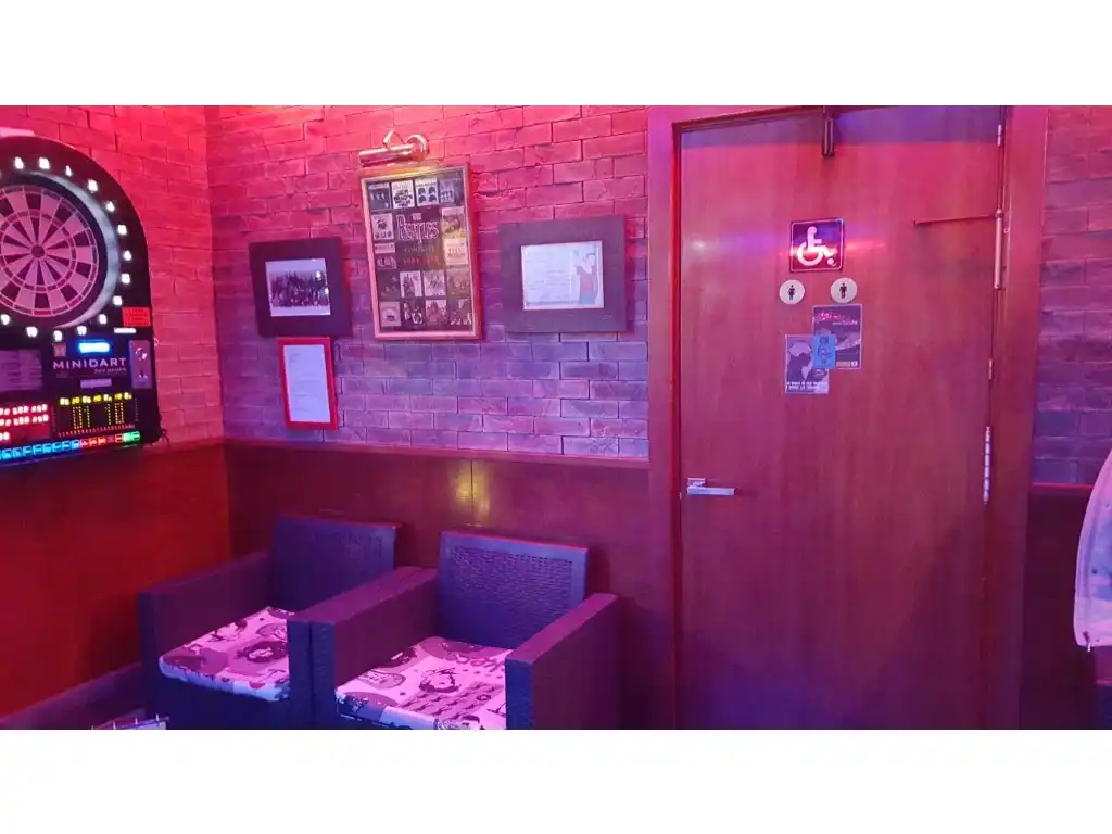 Local en venta en Calle Industria De La, Vinyets - Molí Vell