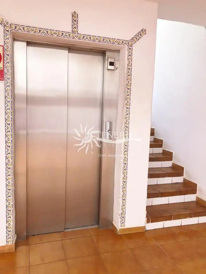 Flat for sale in Adeje  with Terrace and Furnished
