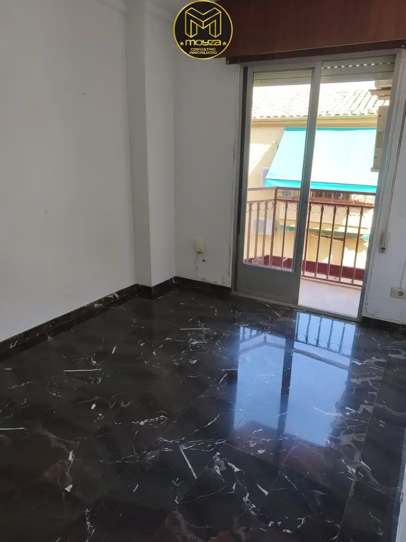 Piso con terraza en venta en Peñamefecit - Avda Barcelona, imagen 2