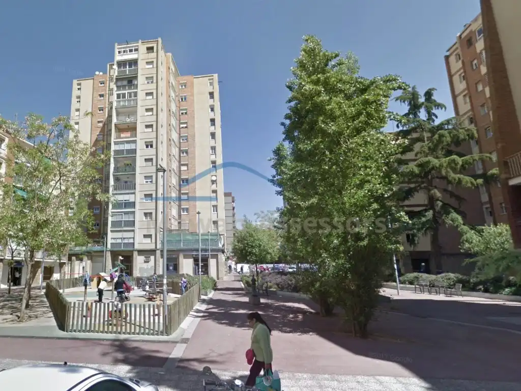 Vista exterior de Piso en venta en Sabadell