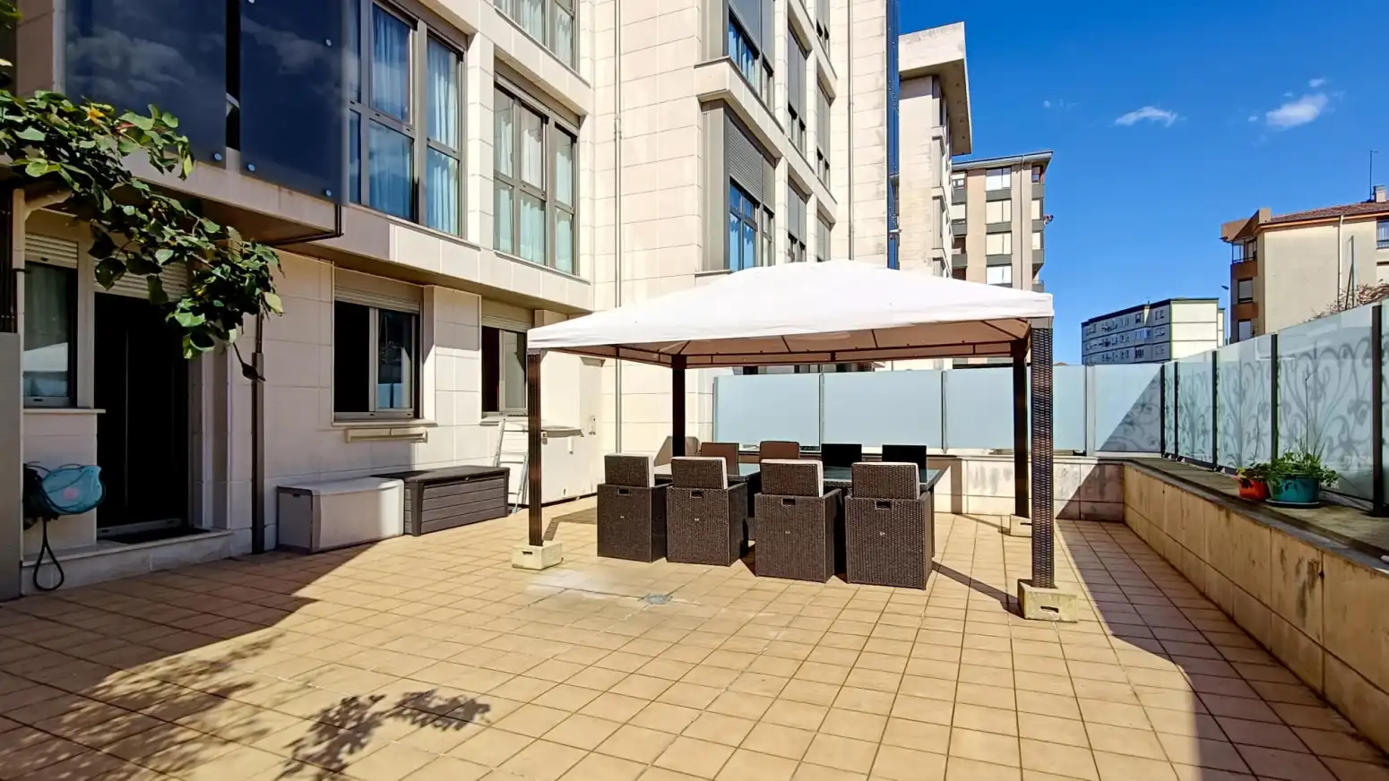 Wohnung zur Miete in El Astillero - CL BERNARDO LAVIN