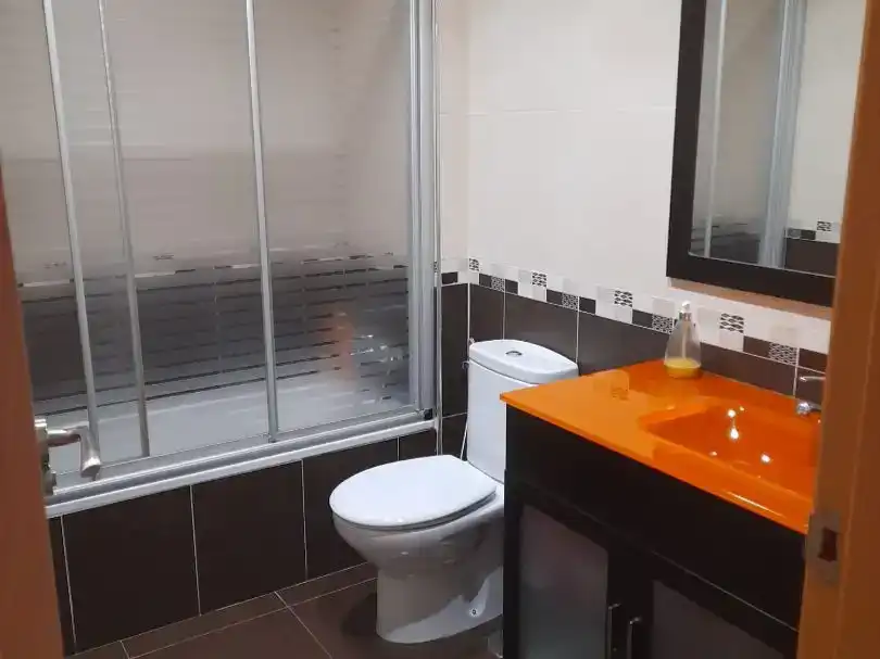 Bany de Pis en venda en Valdemoro amb Aire condicionat i Piscina