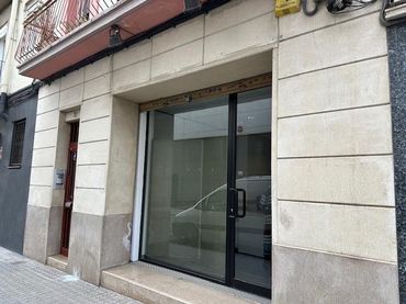 Oficina de lloguer a Centre - Passeig i Rodalies