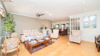 Living room of Single-family semi-detached for sale in Majadahonda  with Air Conditioner, Heating and Private garden