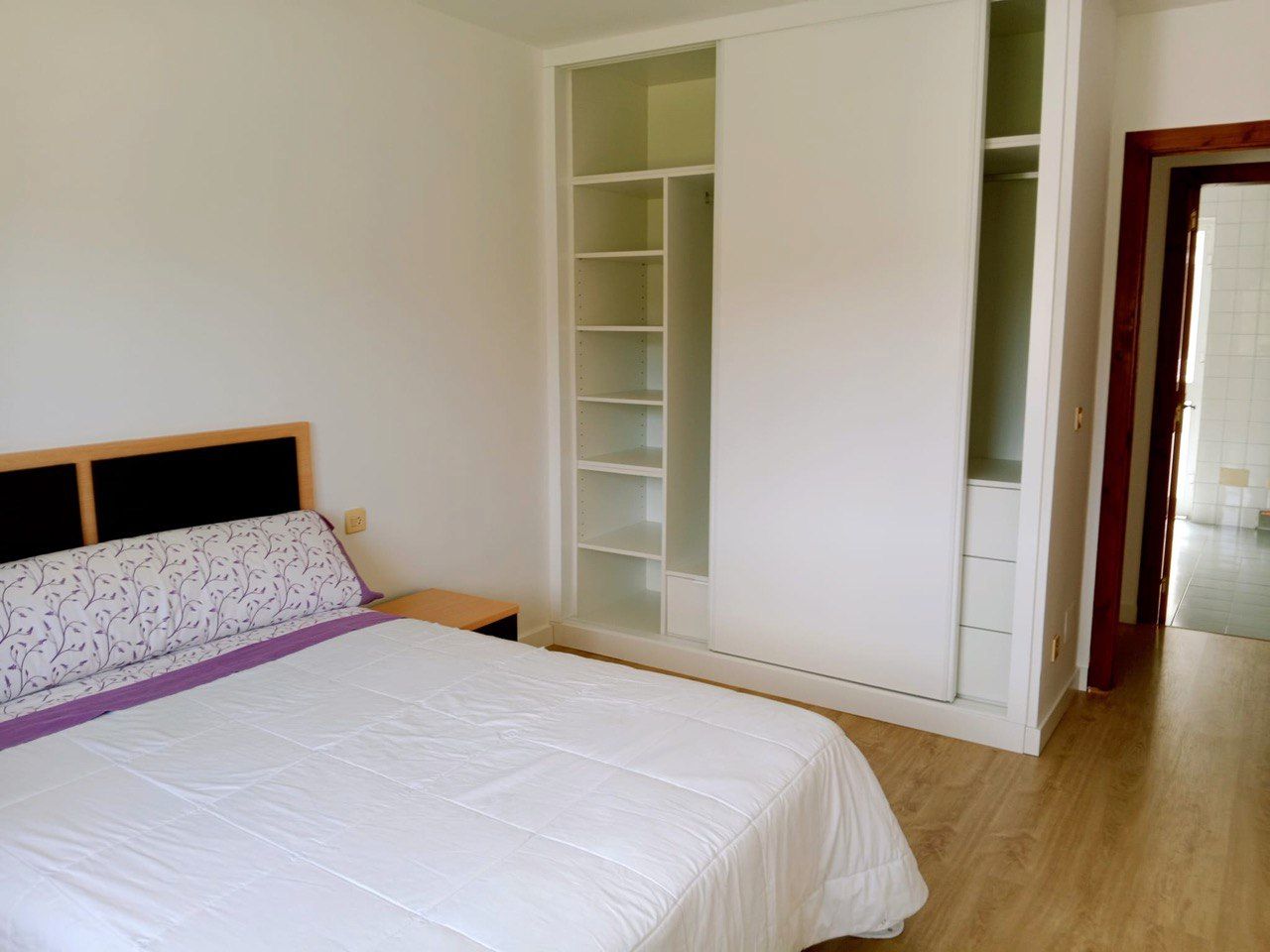 Habitación de Apartamento de alquiler en Arteixo con Parquet, Amueblado y Horno